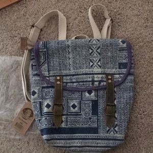 The Barrel Shack Sebastian NWT